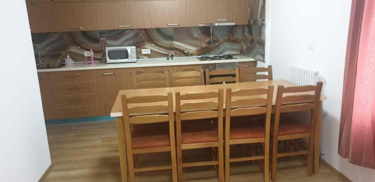 Bujtinat E Lugines Valbone Aparthotel Exterior foto